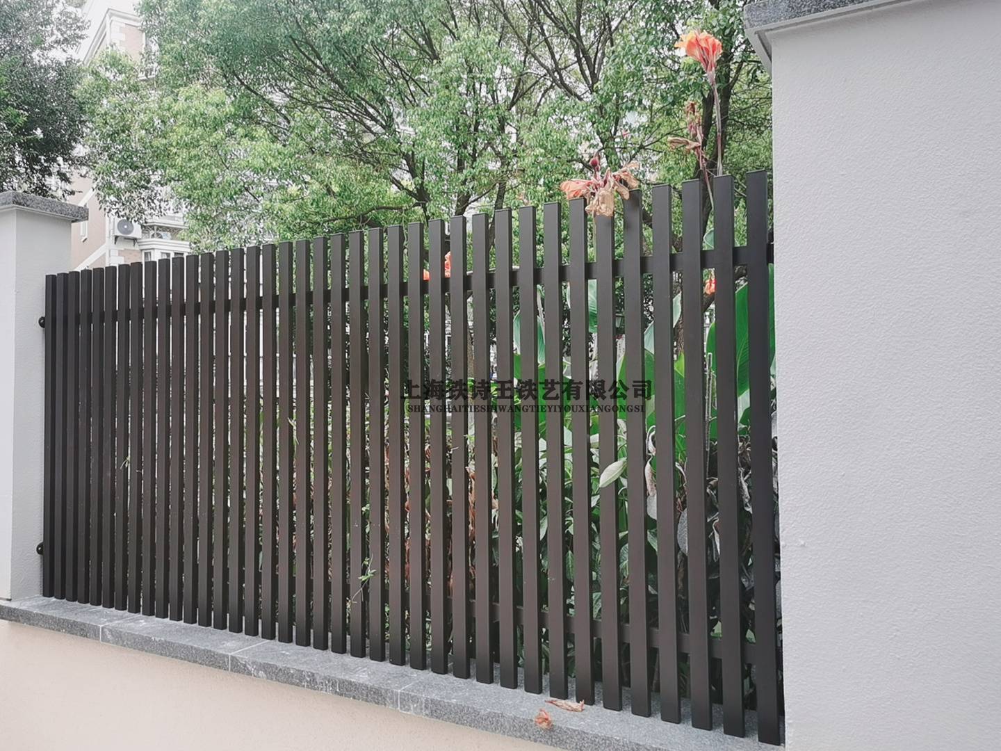 铝艺现代别墅庭院护栏